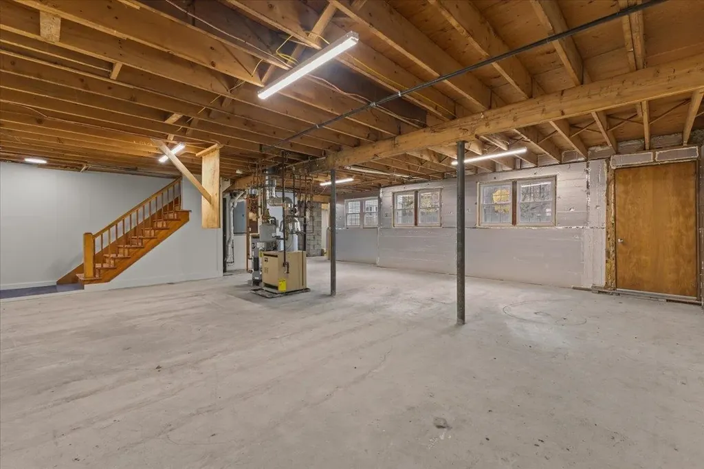 23 Birchwood Lane Burlington VT 05408