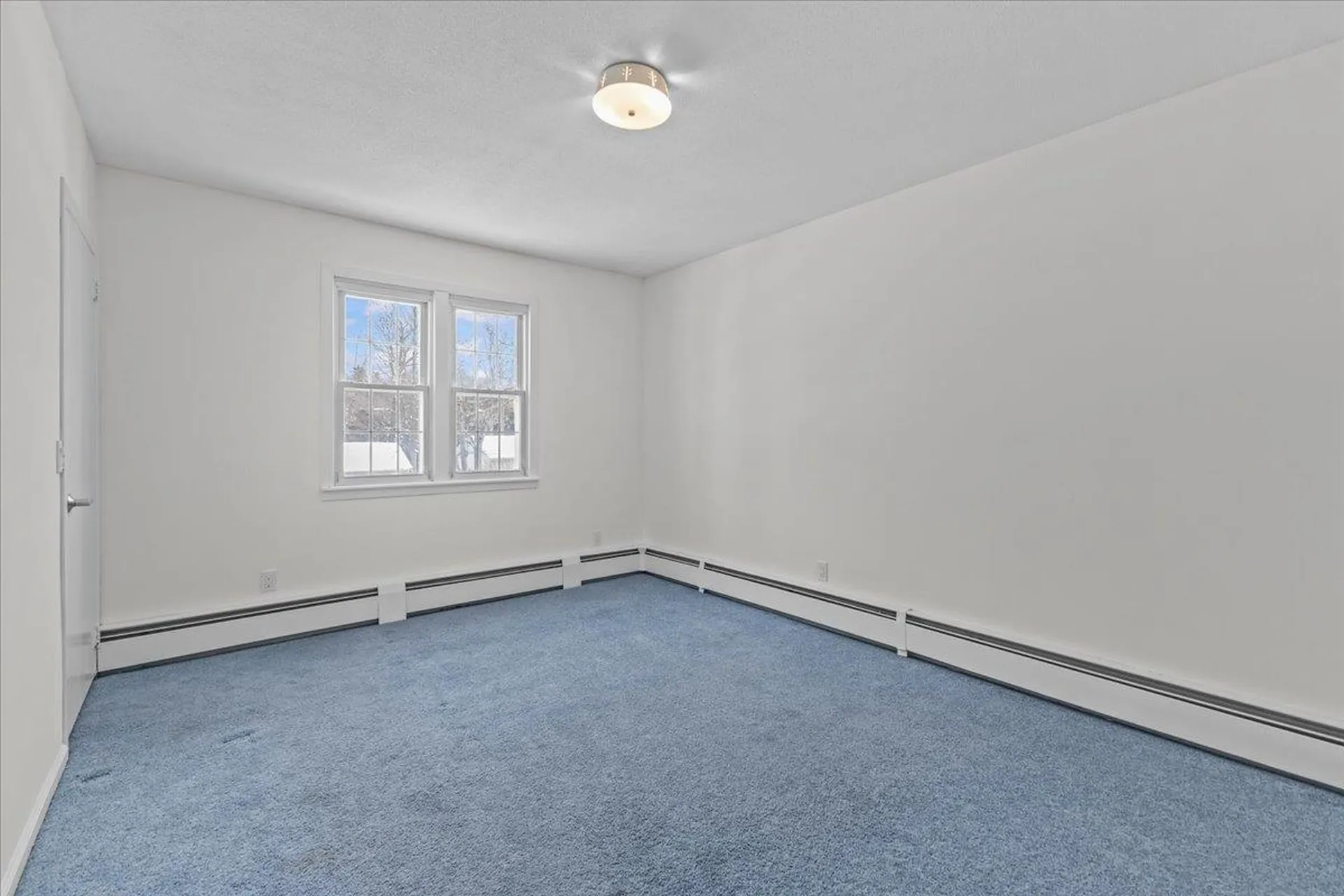 23 Birchwood Lane Burlington VT 05408