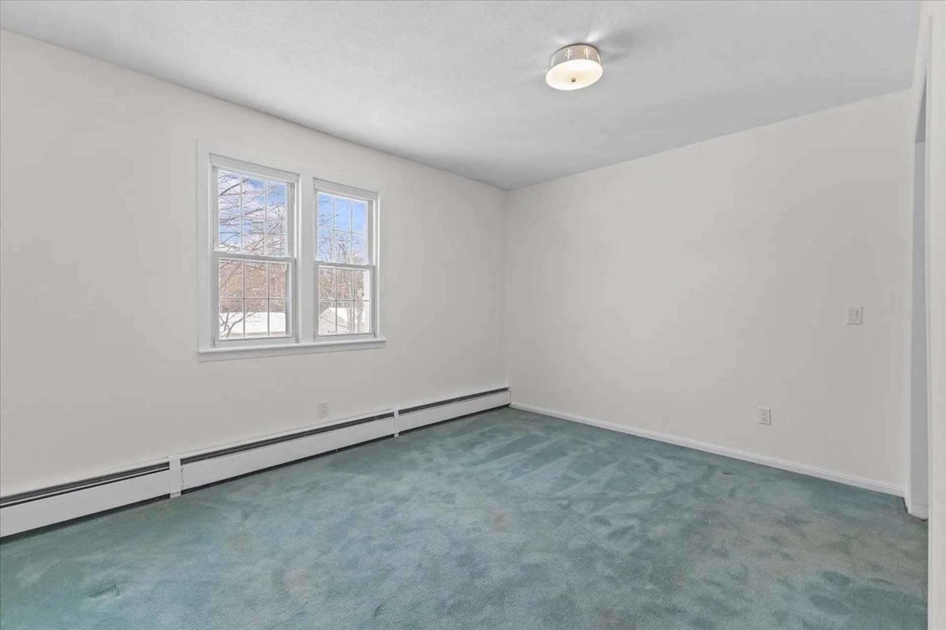 23 Birchwood Lane Burlington VT 05408