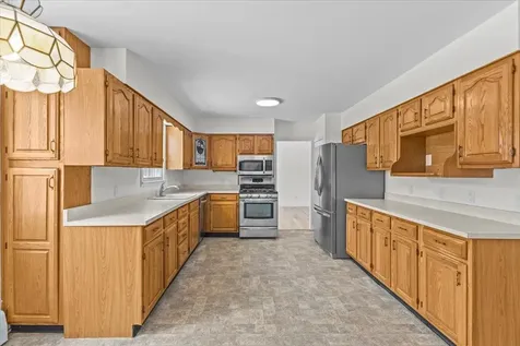 23 Birchwood Lane Burlington VT 05408