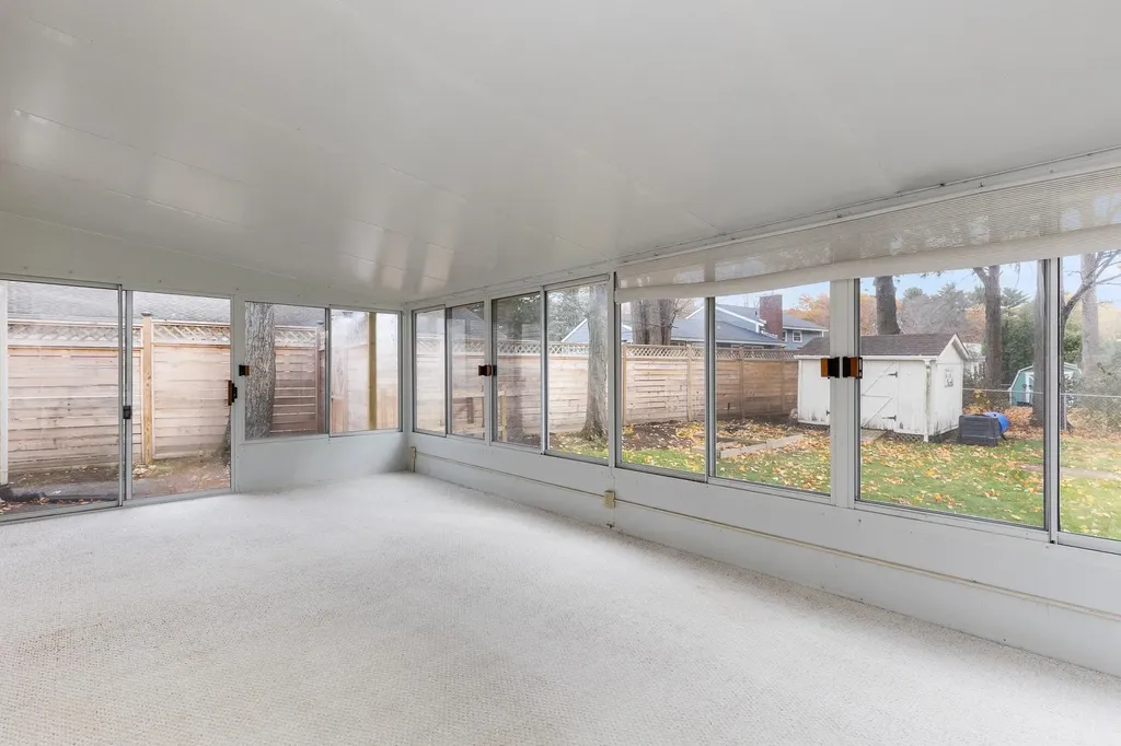 149 Shore Road Burlington VT 05408