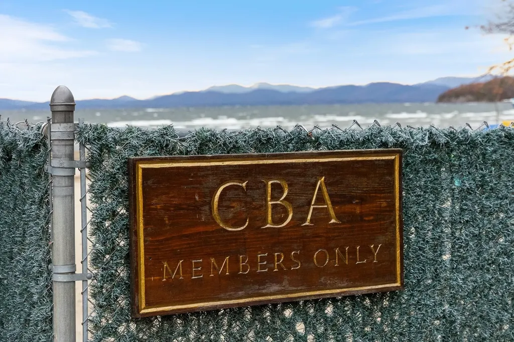 149 Shore Road Burlington VT 05408