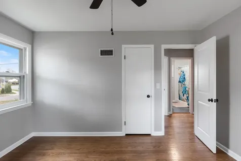 149 Shore Road Burlington VT 05408