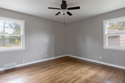 149 Shore Road Burlington VT 05408