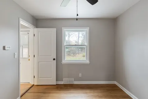 149 Shore Road Burlington VT 05408