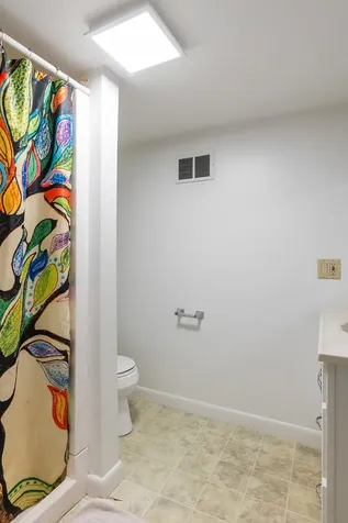 149 Shore Road Burlington VT 05408