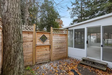 149 Shore Road Burlington VT 05408