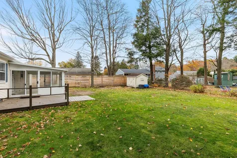 149 Shore Road Burlington VT 05408