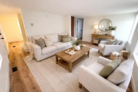 29 Markham Lane Weston VT 05161