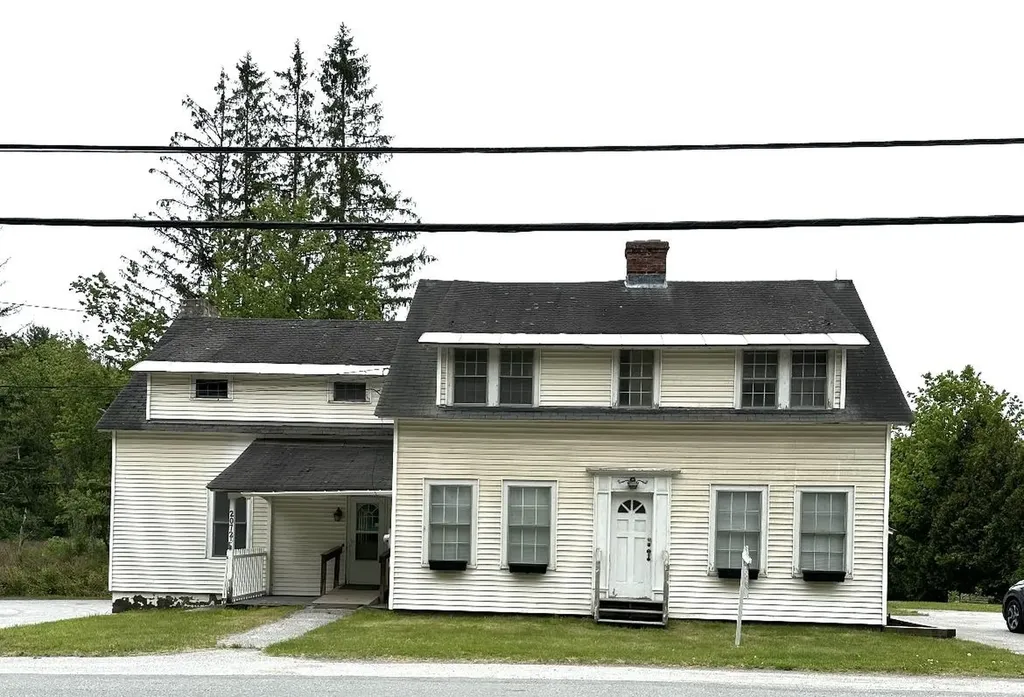 2072 North Main Street Londonderry VT 05148
