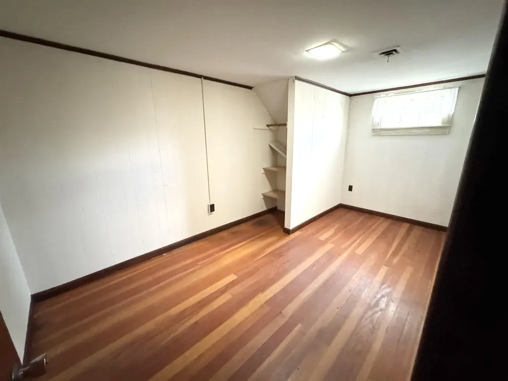 2072 North Main Street Londonderry VT 05148