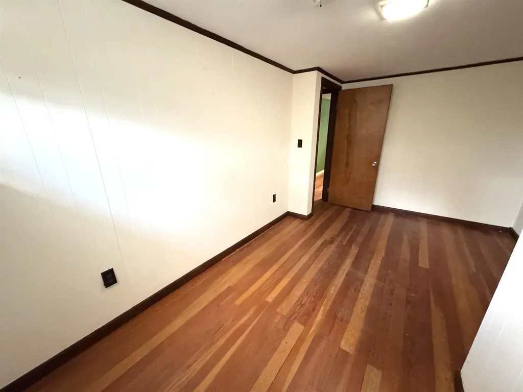 2072 North Main Street Londonderry VT 05148