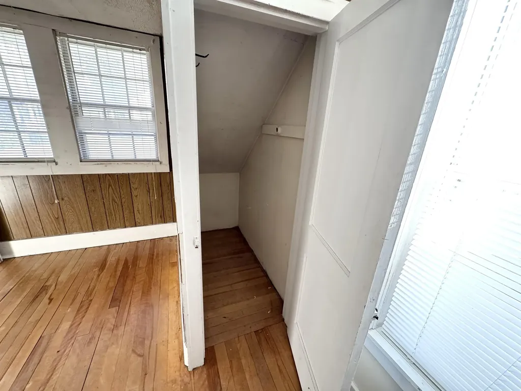 2072 North Main Street Londonderry VT 05148