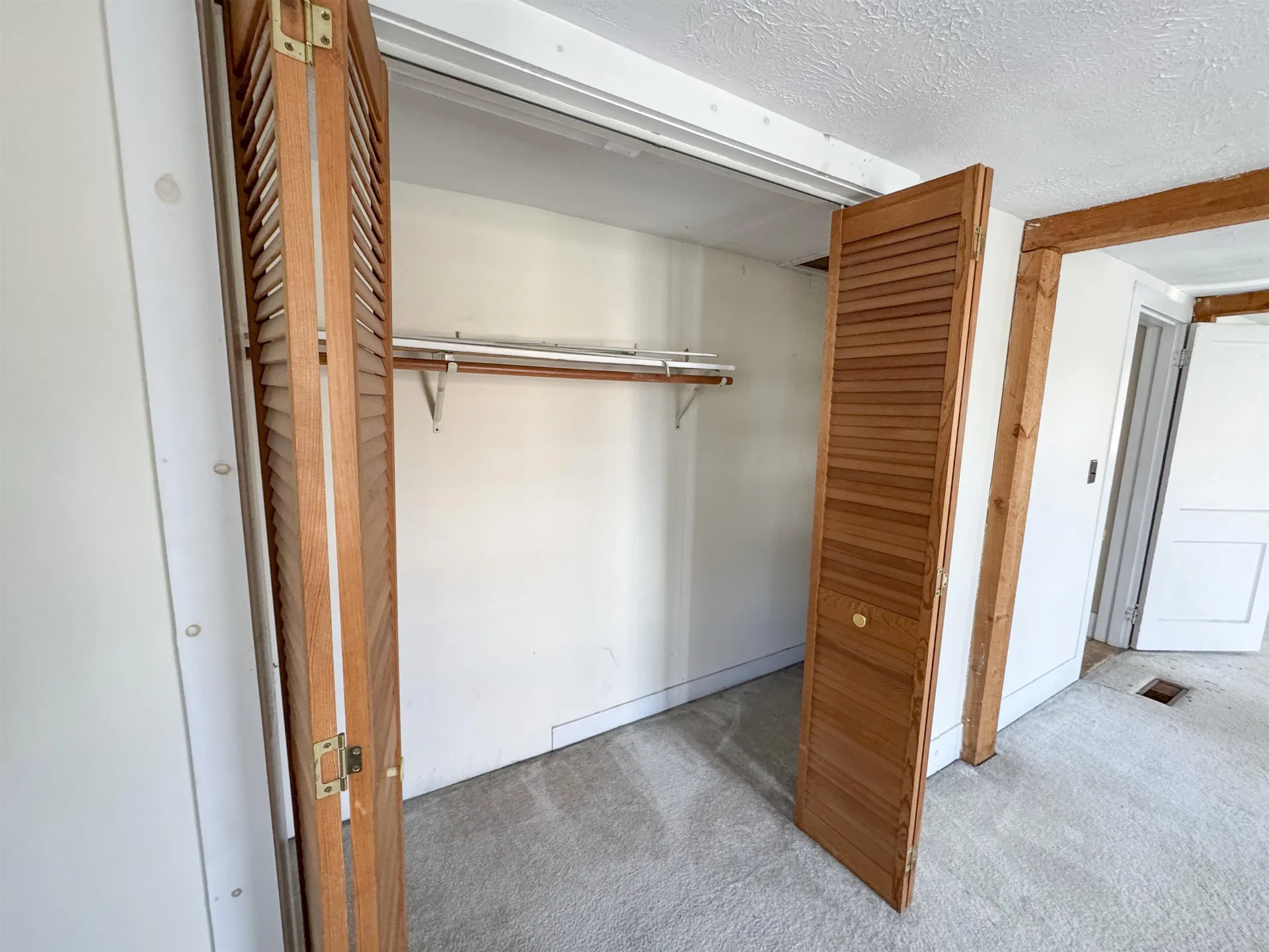 2072 North Main Street Londonderry VT 05148