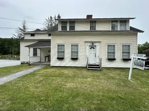 2072 North Main Street Londonderry VT 05148
