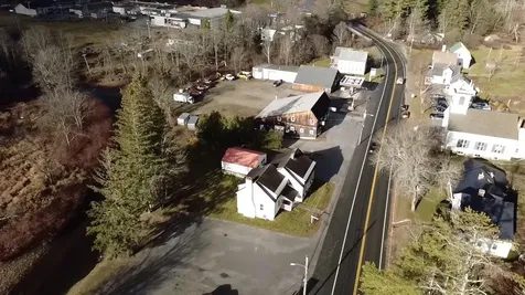 2072 North Main Street Londonderry VT 05148