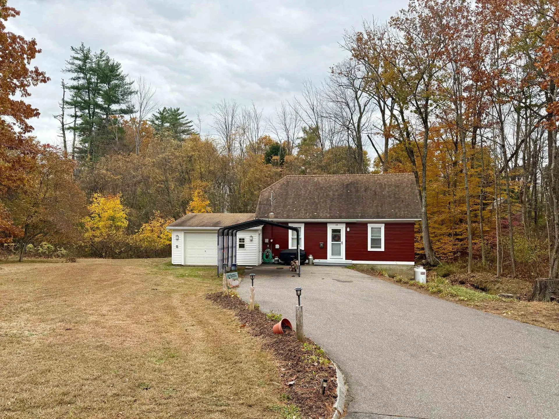 18 Pine Street Tilton NH 03276