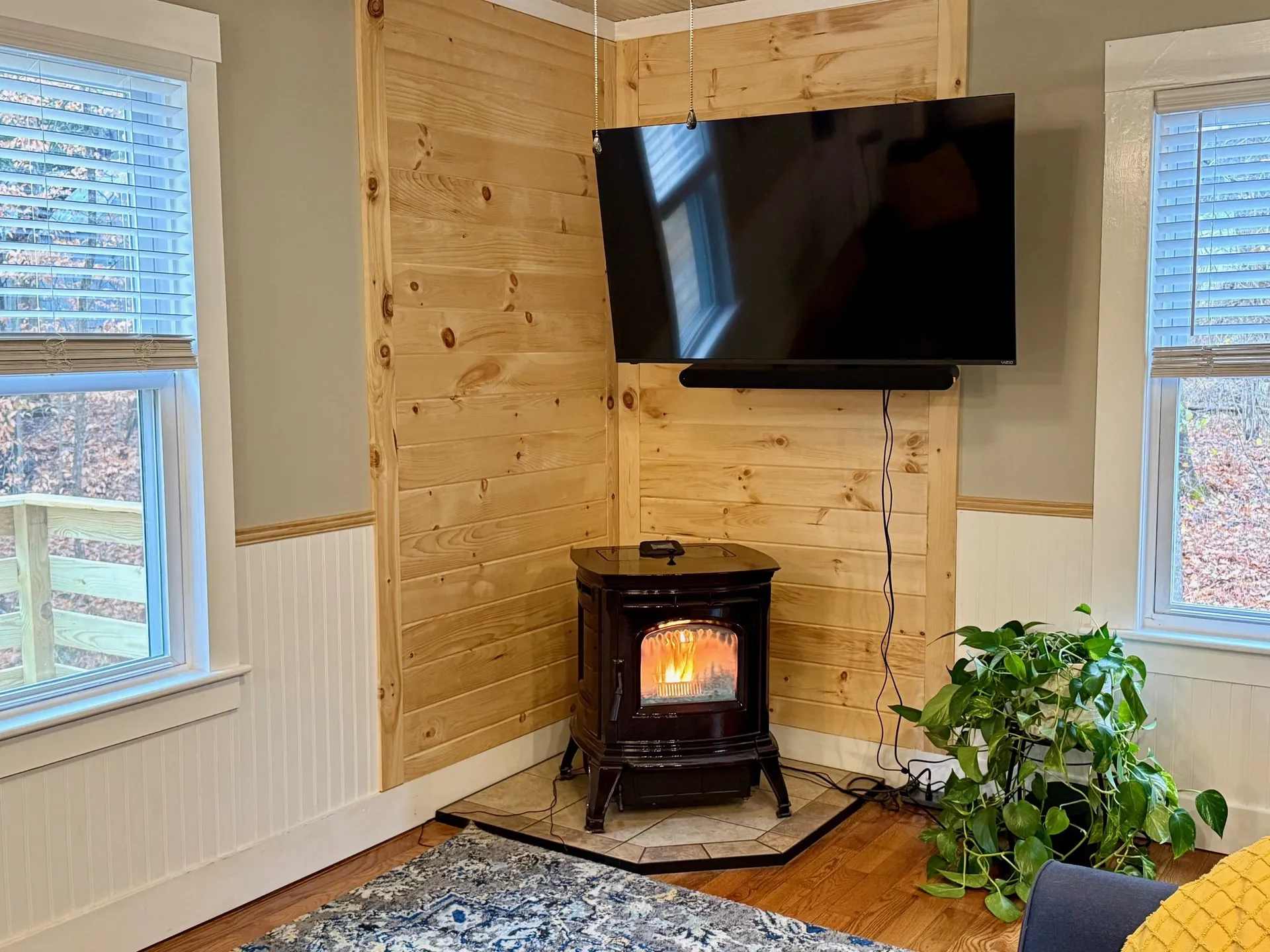 18 Pine Street Tilton NH 03276