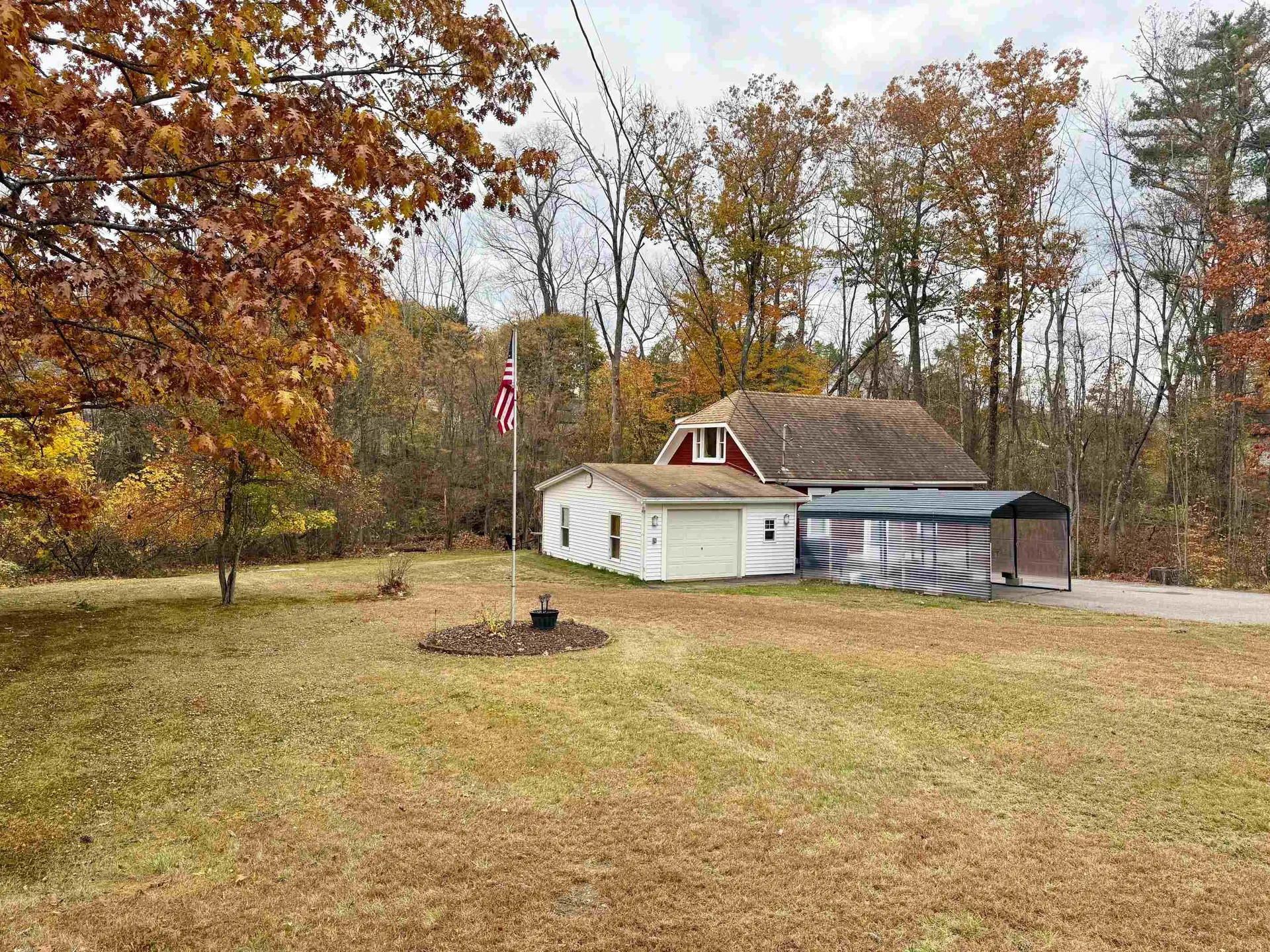 18 Pine Street Tilton NH 03276