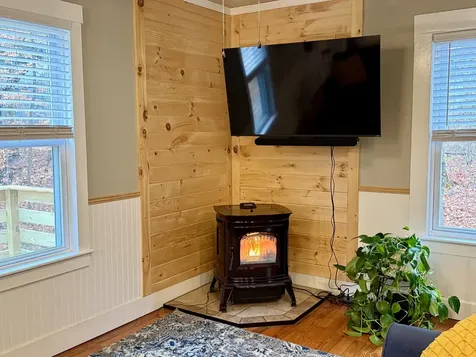 18 Pine Street Tilton NH 03276