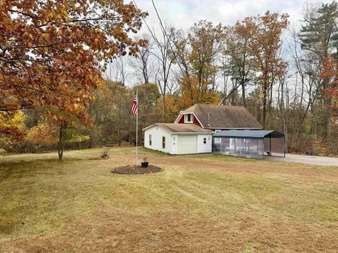 18 Pine Street Tilton NH 03276