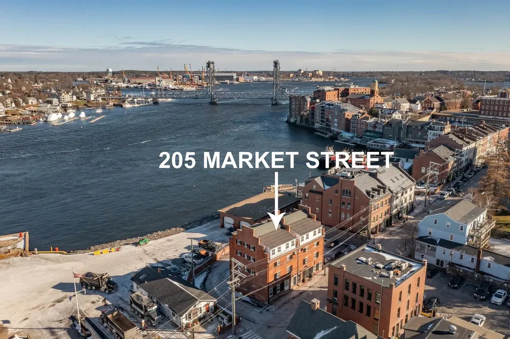 205 Market Street Portsmouth NH 03801