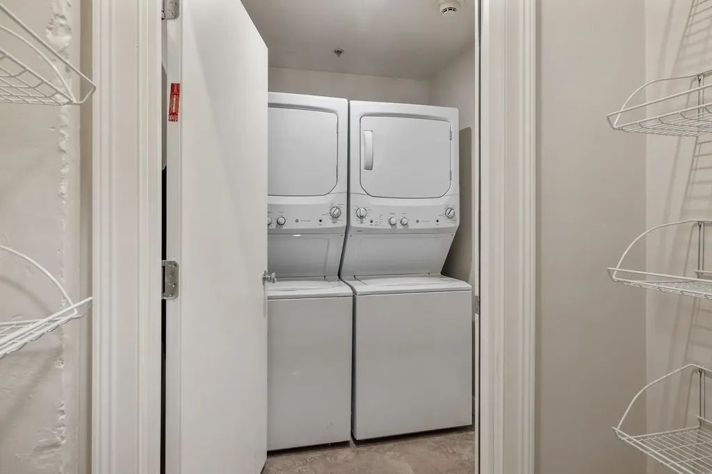 205 Market Street Portsmouth NH 03801