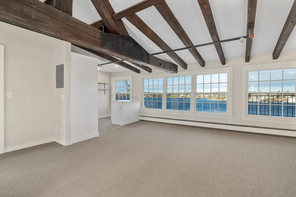 205 Market Street Portsmouth NH 03801