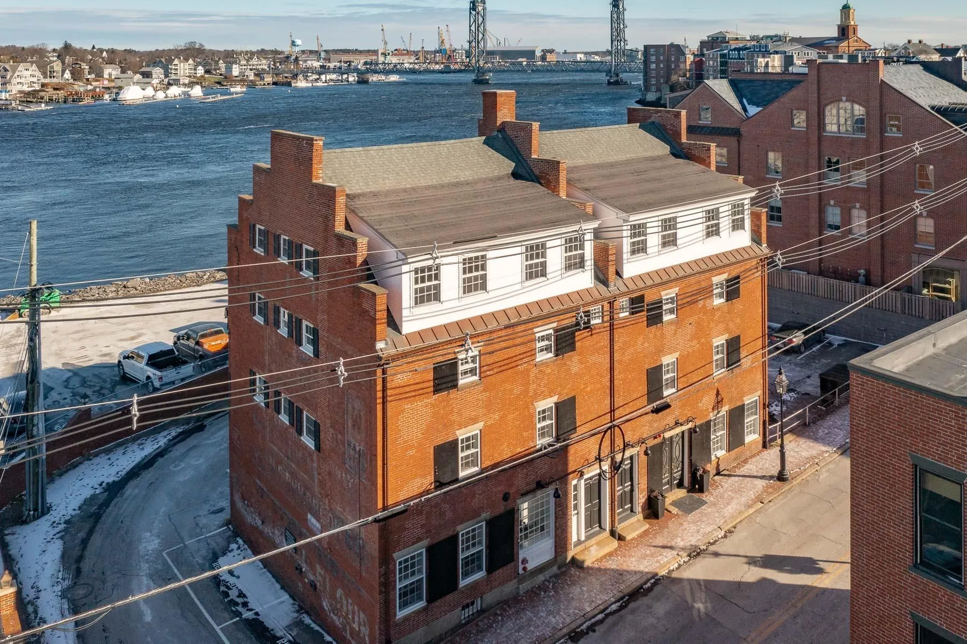 205 Market Street Portsmouth NH 03801