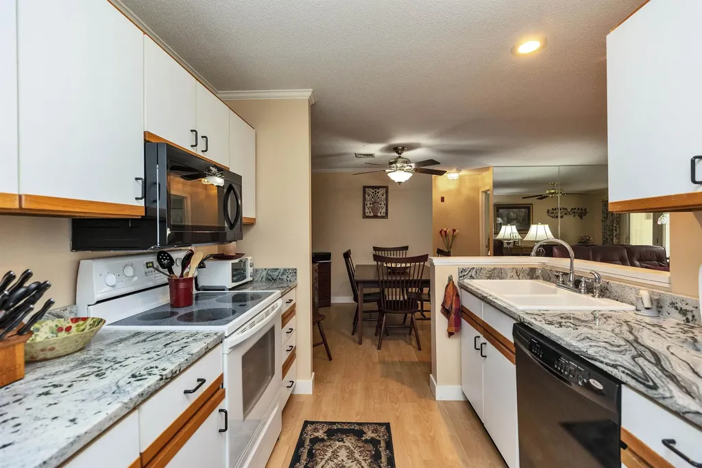 39B Windsor Court Keene NH 03431