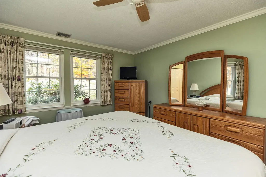 39B Windsor Court Keene NH 03431