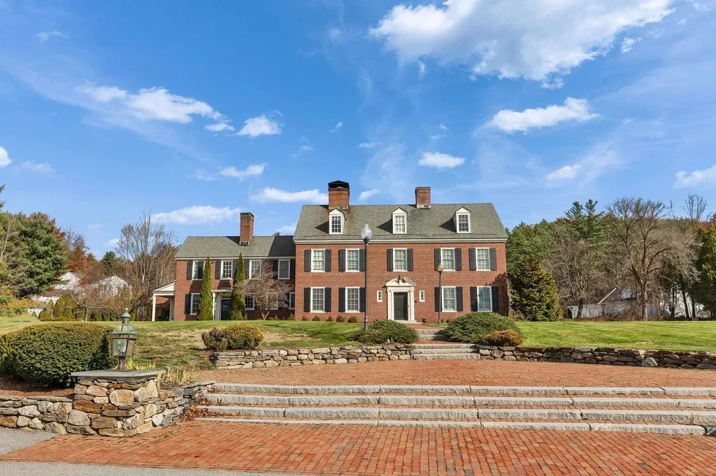 39B Windsor Court Keene NH 03431