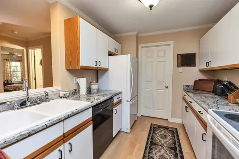 39B Windsor Court Keene NH 03431