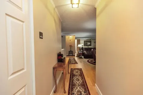 39B Windsor Court Keene NH 03431