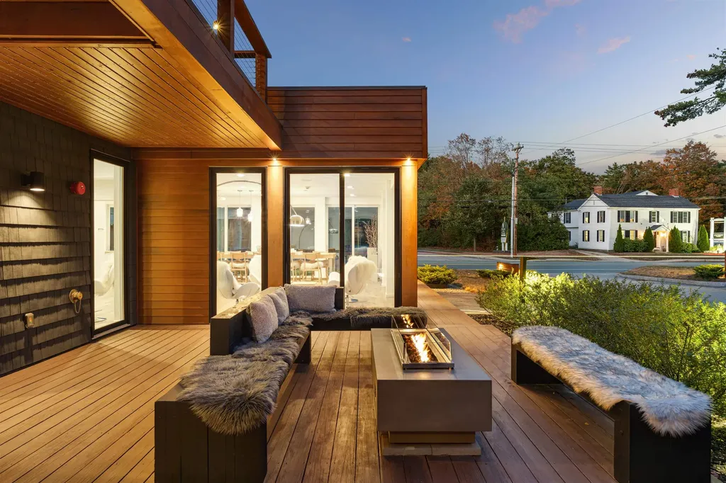 2906 White Mountain Highway Conway NH 03860