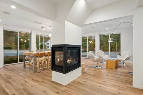 2906 White Mountain Highway Conway NH 03860