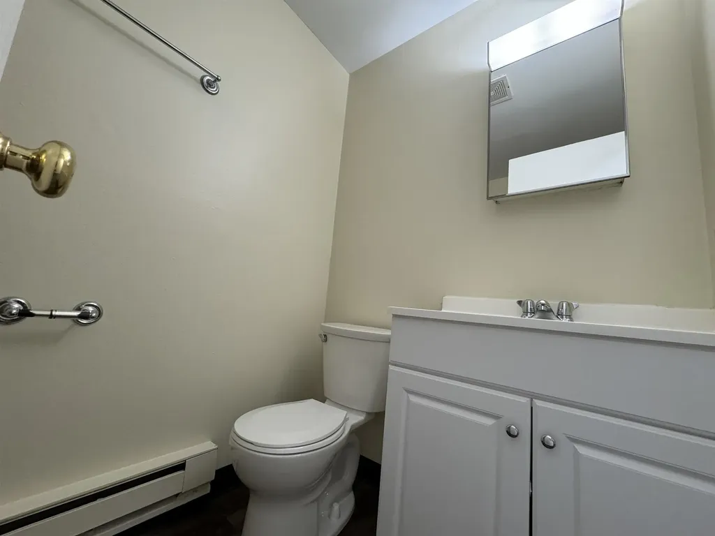 131 Eastern Avenue Manchester NH 03104