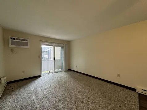 131 Eastern Avenue Manchester NH 03104