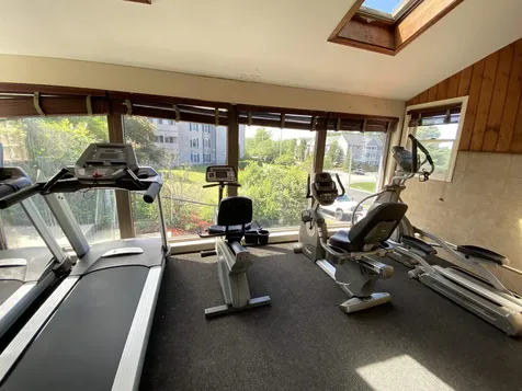 131 Eastern Avenue Manchester NH 03104