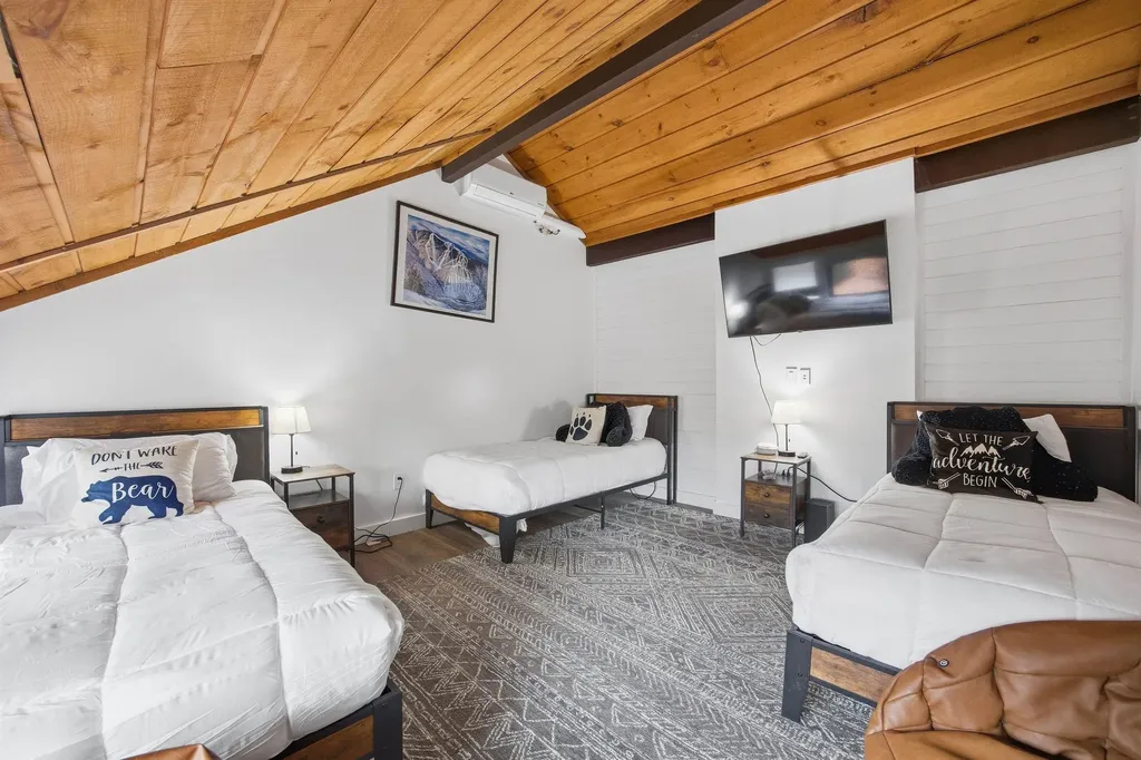 21 Osseo Circle Lincoln NH 03251