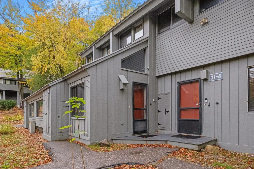 21 Osseo Circle Lincoln NH 03251