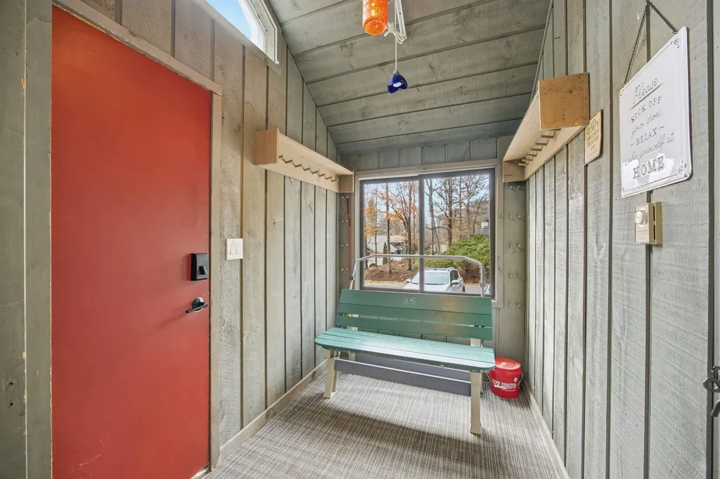 21 Osseo Circle Lincoln NH 03251