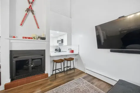 21 Osseo Circle Lincoln NH 03251