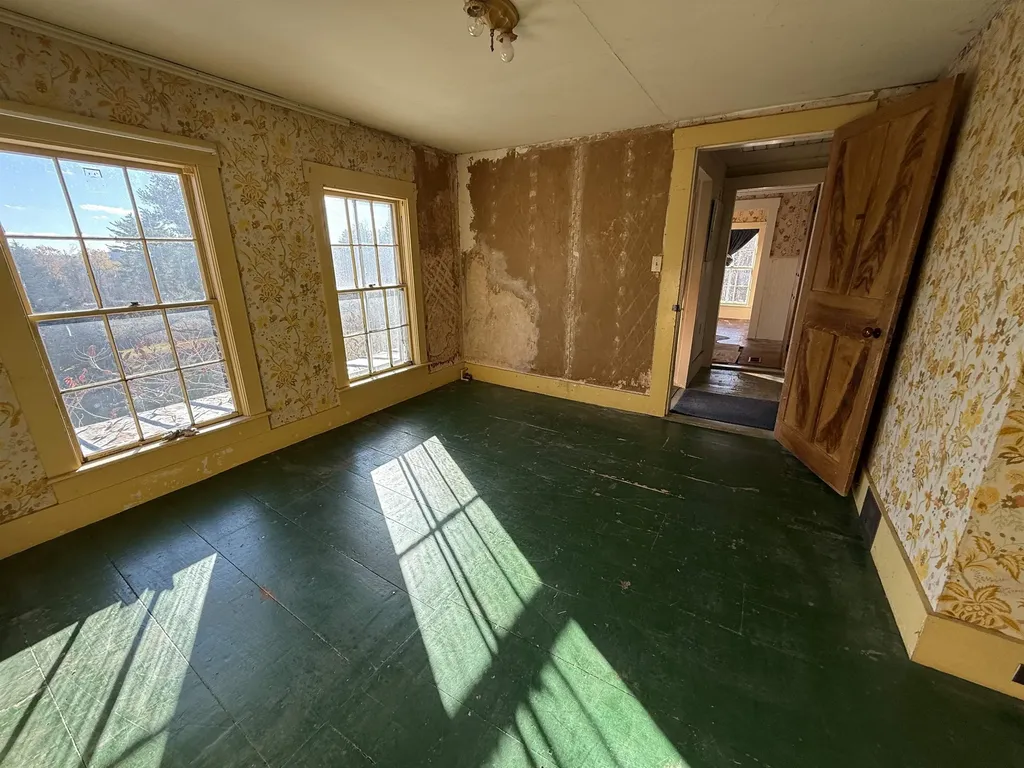 144 Putnam Hill Road Lyndeborough NH 03082