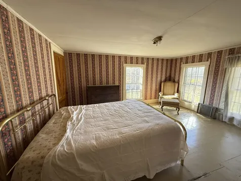 144 Putnam Hill Road Lyndeborough NH 03082