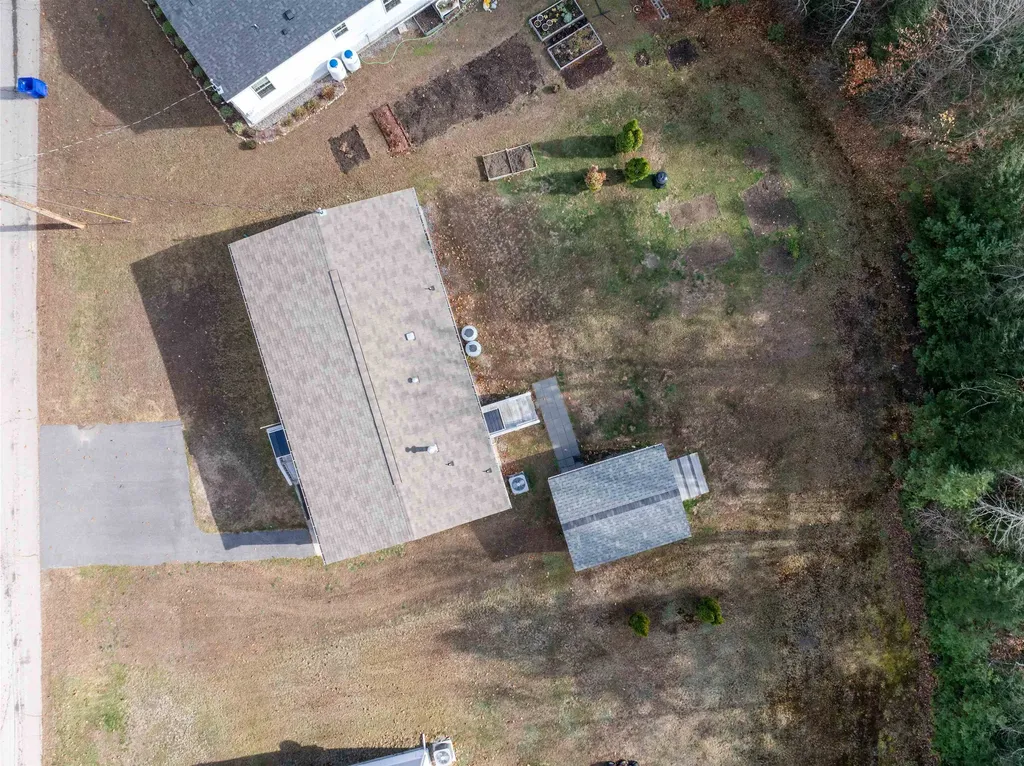 9 Aspen Road Tilton NH 03276