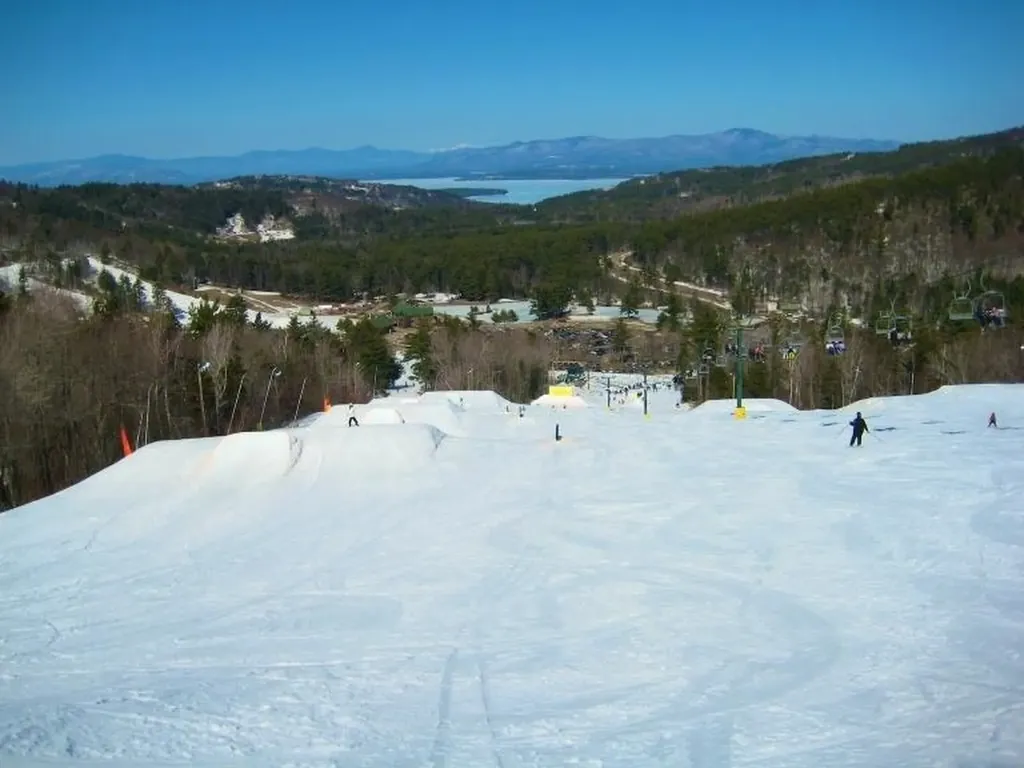 9 Aspen Road Tilton NH 03276