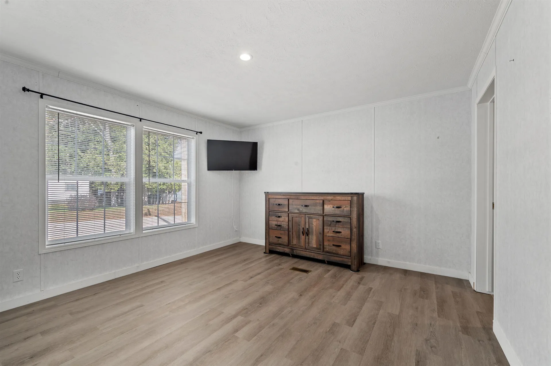 9 Aspen Road Tilton NH 03276