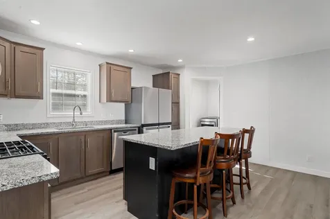 9 Aspen Road Tilton NH 03276