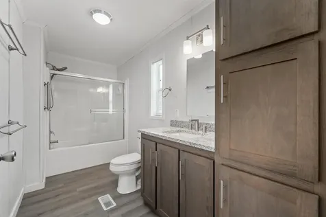 9 Aspen Road Tilton NH 03276